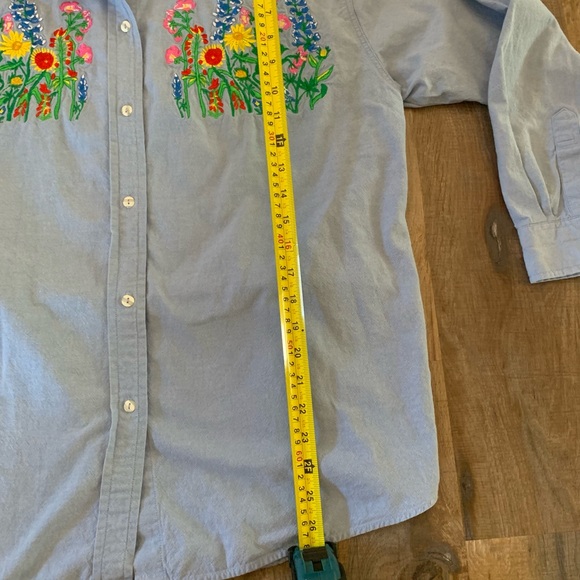 Floral Embroidered Blue Button-Up Shirt Size M/L - Picture 3 of 5